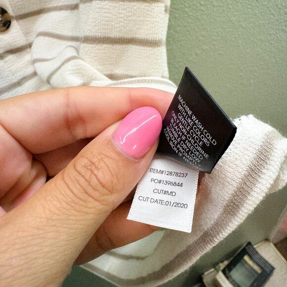 Torrid Ivory + Taupe Stripe Faux Button V Neck Tank - 4X - Picture 6 of 10